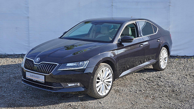 Škoda Superb 2,0 TDI 140 kW Style Plus 4x4 DSG automat